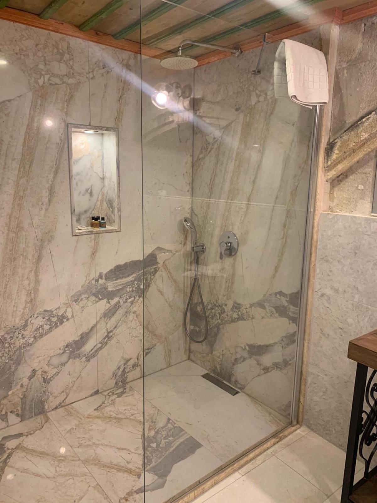 Гостевой дом Walnut House 2*
