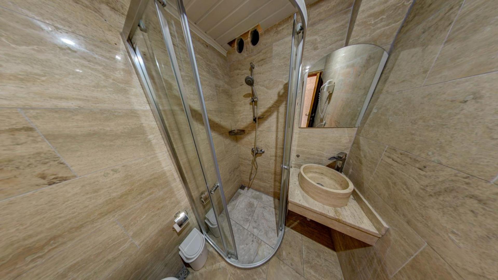 Walnut House Гостевой дом Гореме