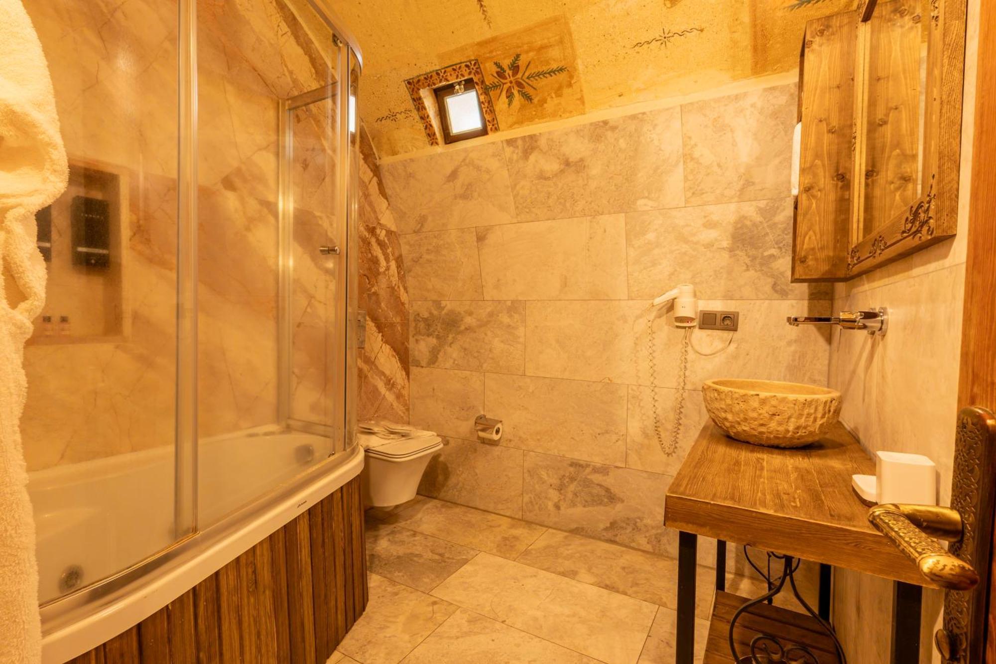 Walnut House Гостевой дом Гореме