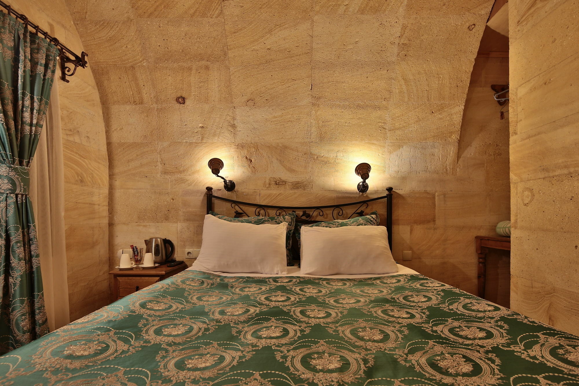 Walnut House Гостевой дом 2*