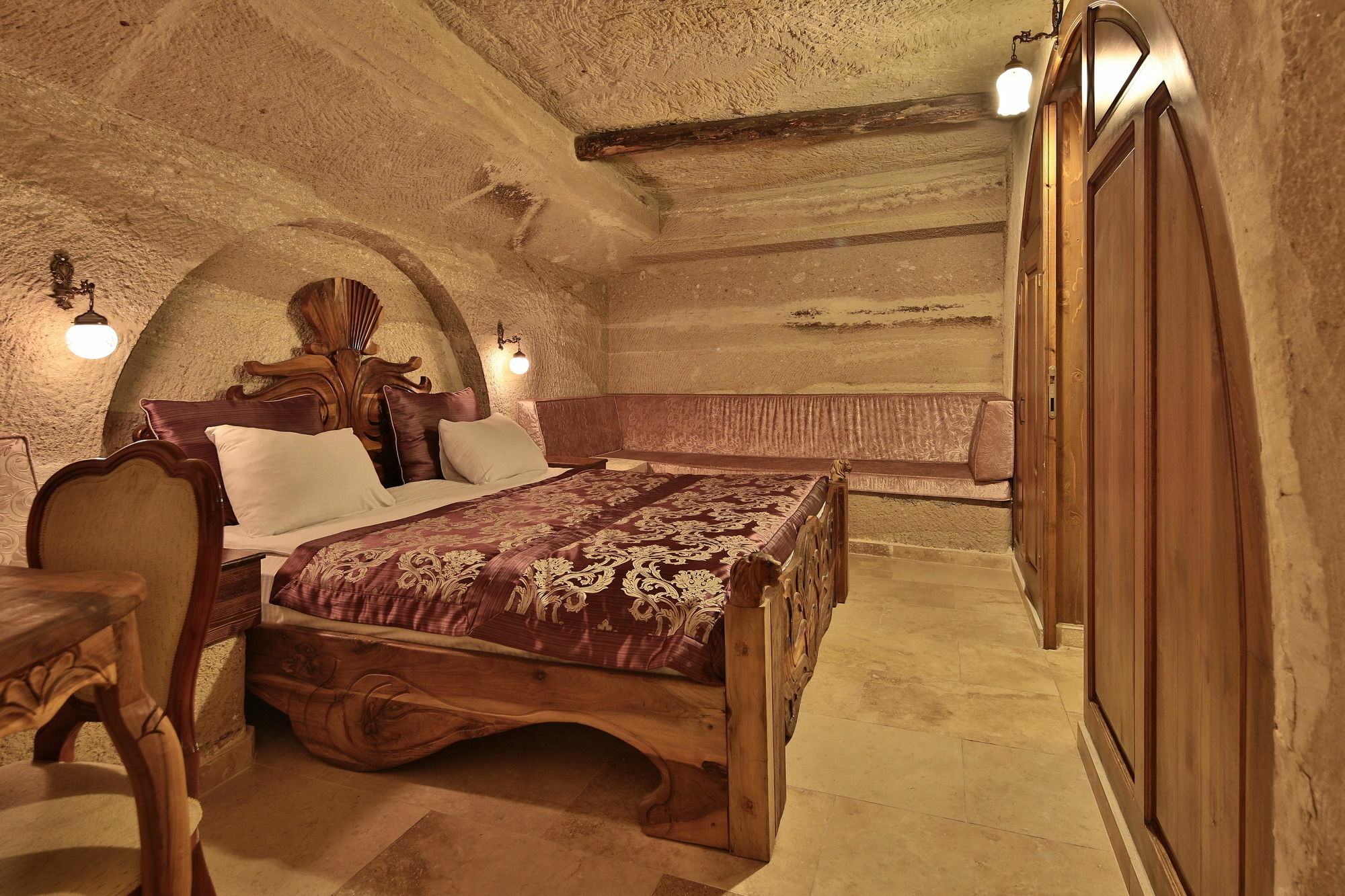 Walnut House Гостевой дом Гореме
